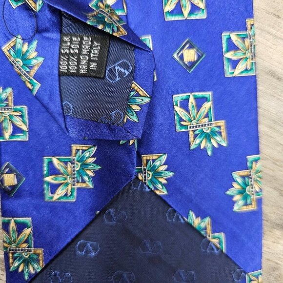 Valentino Cravatte New Men's Tie 100% Silk Italian Made Printed Long Necktie - Picture 4 of 8